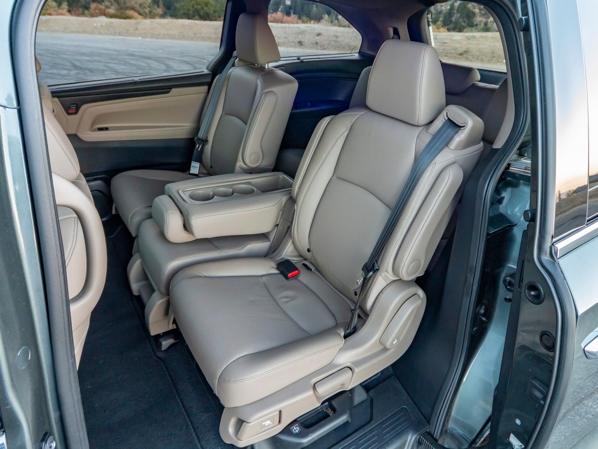 77 2018 Honda Odyssey LT Interior KBB