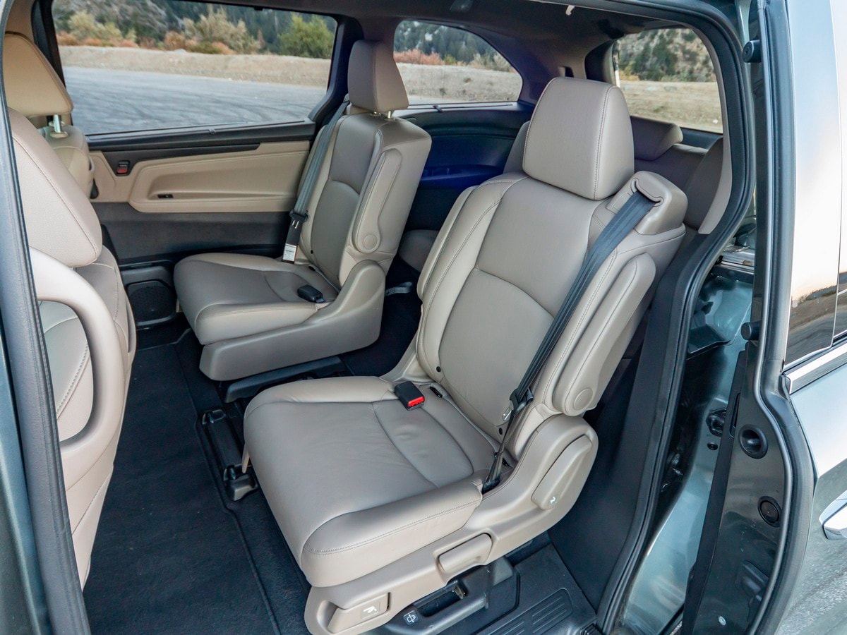 78 2018 Honda Odyssey LT Interior KBB