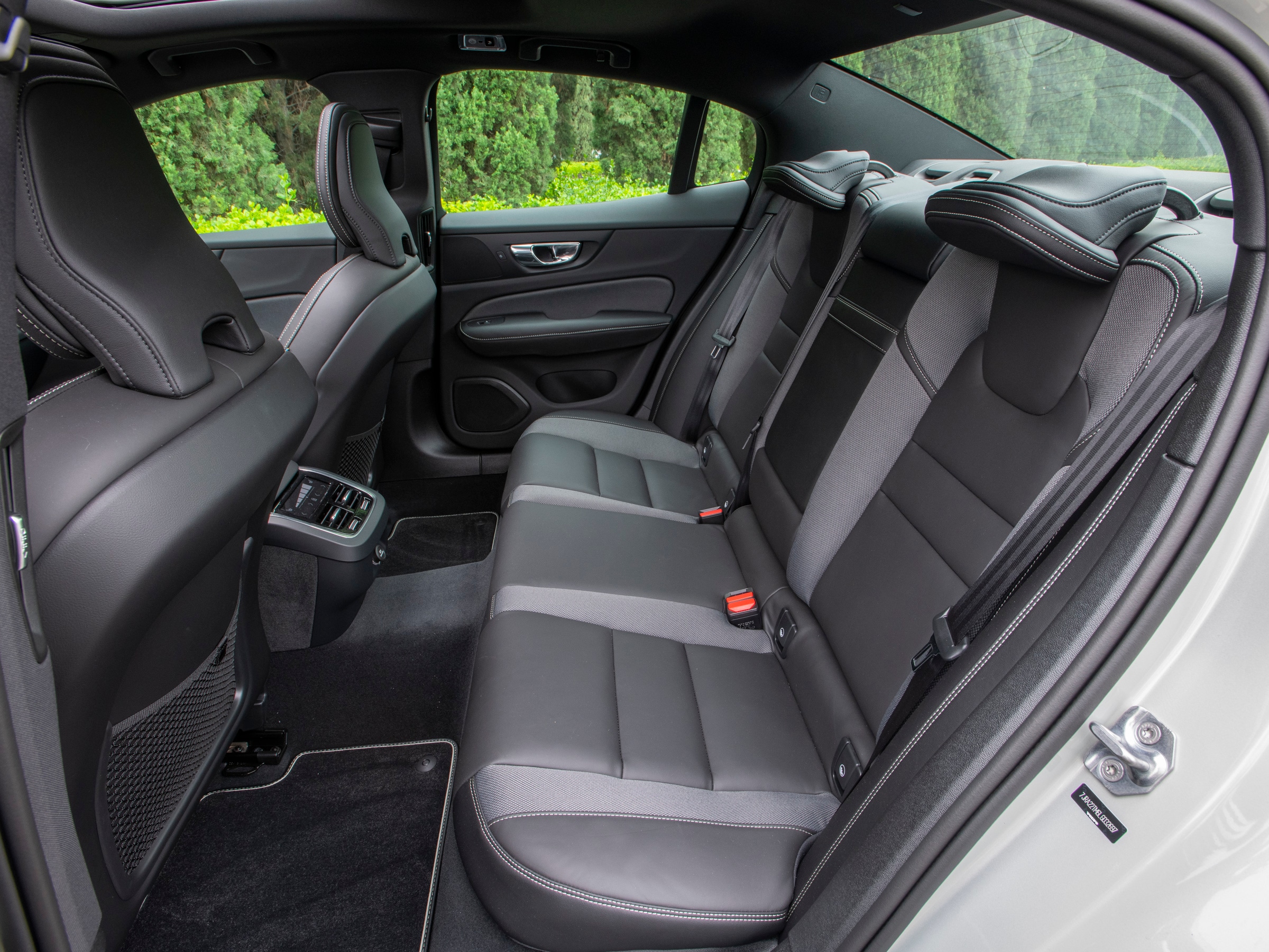80 2020 Volvo S60 KBB