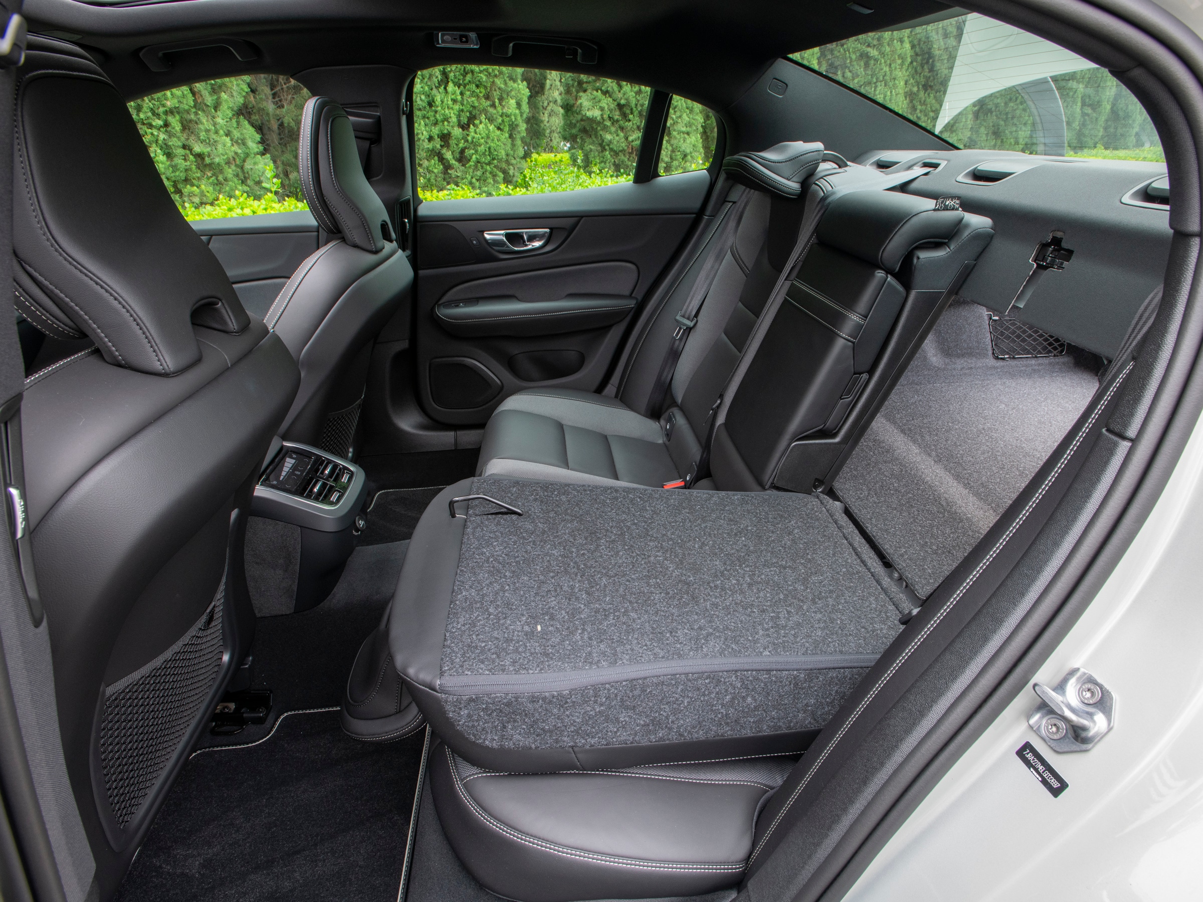 81 2020 Volvo S60 KBB