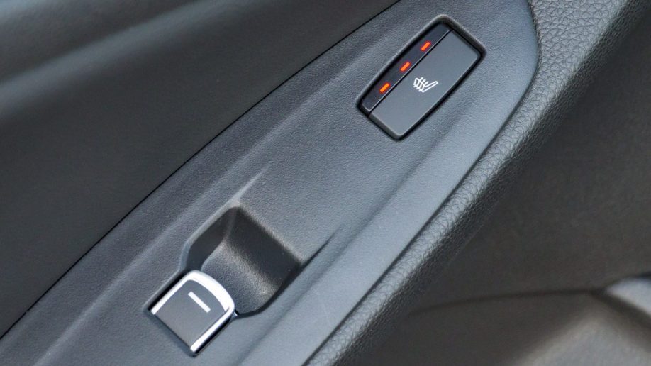 Heated Rear Seat Control