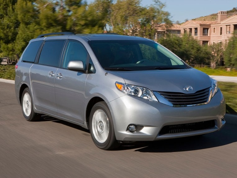 10 Best Used Family Cars Under 15,000 Kelley Blue Book