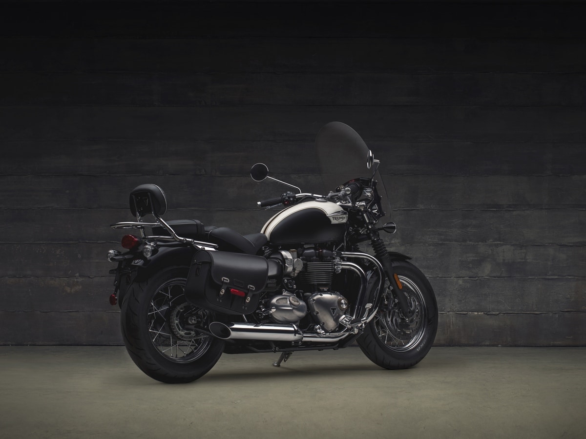 Speedmaster Highway Kit Rear Quarter