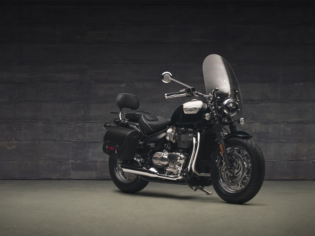 Triumph Bonneville Speedmaster Highway Kit Front Quarter Copy