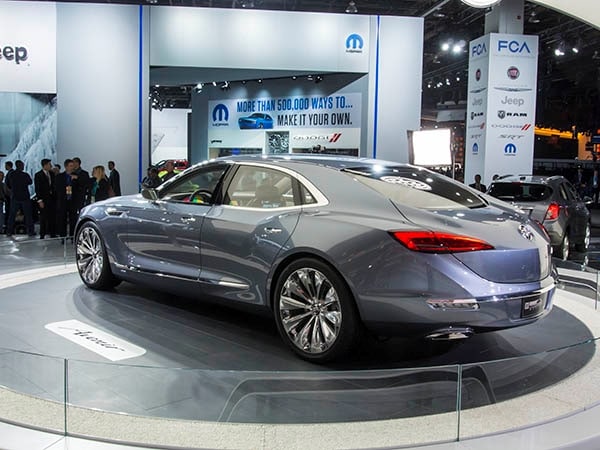 Buick Avenir Concept 01 600 001