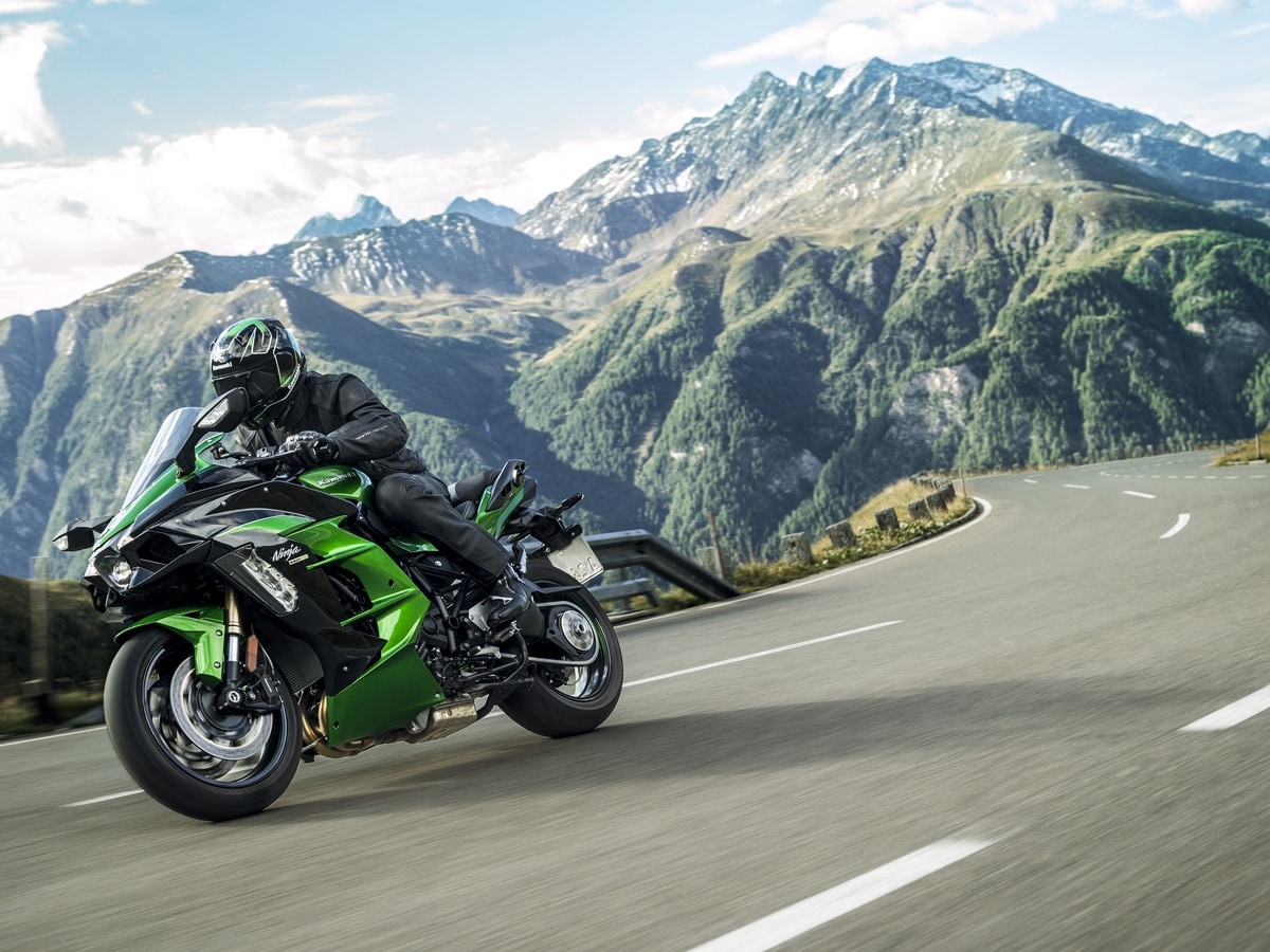 2018 Kawasaki Ninja H2 SX Kelley Blue Book