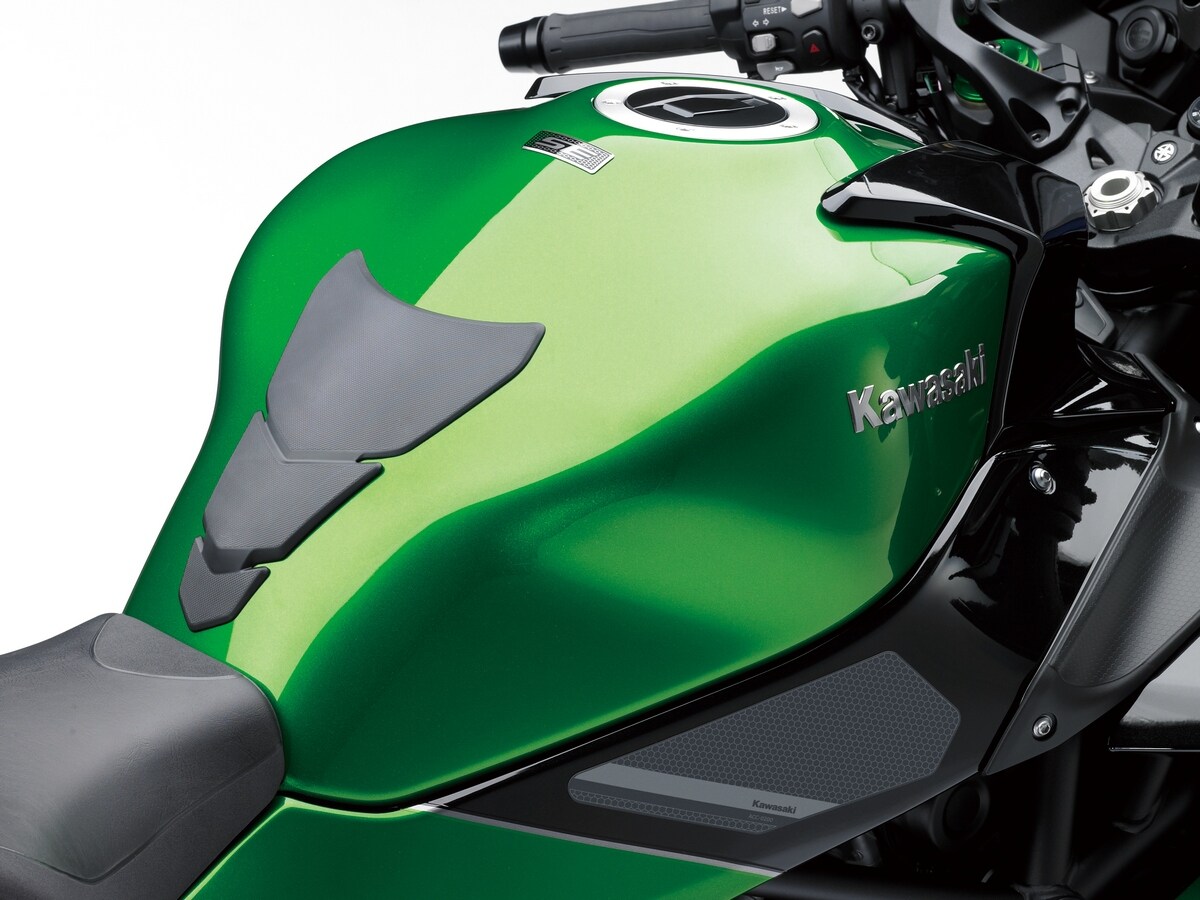 Hi 18ZX1002B 40RGN1FFT00D A