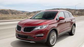 01-2016-lincoln-mkc.jpg