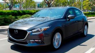 01-2017-mazda-mazda3-hatch-comparo.jpg