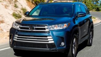 01-2017-toyota-highlander-comparo.jpg