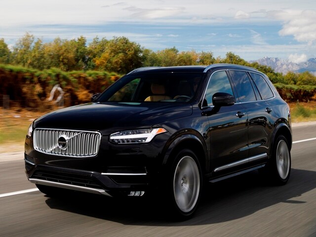 01 2017 Volvo Xc90 Comparo