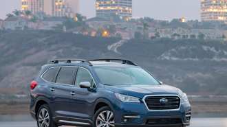 01-2019-Subaru-Ascent-LT-Exterior-KBB.jpg