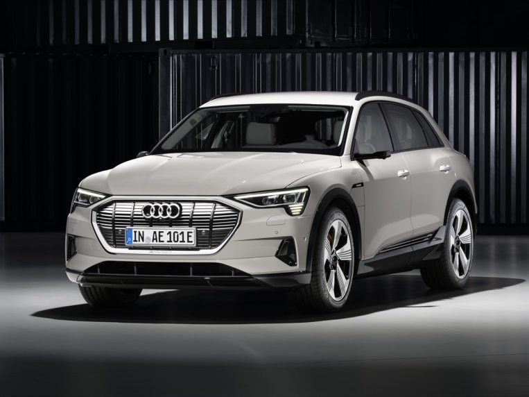 01-2019-audi-e-tron-oem.jpg