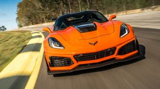 01-2019-chevrolet-corvette-zr1-oem.jpg