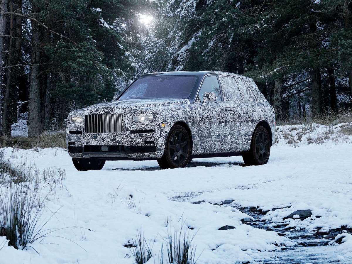 01 2019 Rolls Royce Cullinan Camo