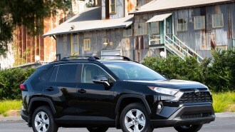 01 2019 Toyota Rav4 Black Kbb
