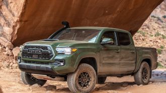 01-2020-toyota-tacoma-trd-pro.jpg