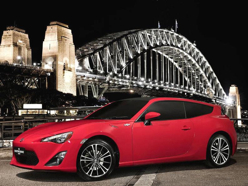 01 Toyota 86 Shooting Brake Concept