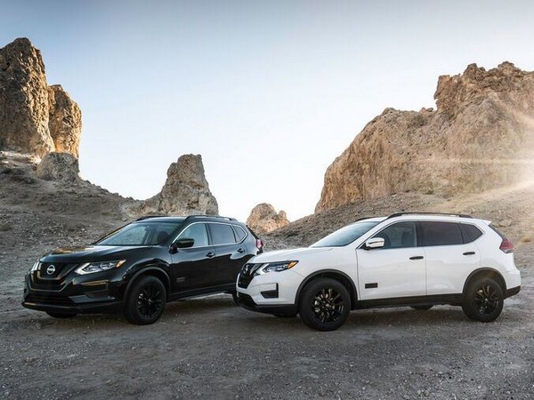 02 2017 Nissan Rogue One Star Wars