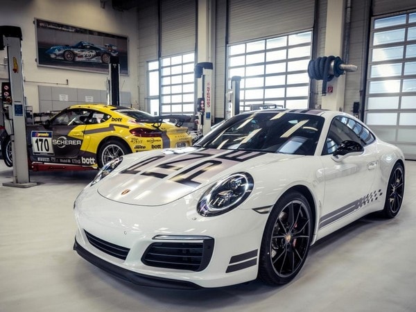02 2017 Porshce 911 Carrera S Endurance Racing Edition