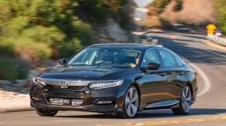 02-2018-Honda-Accord-Touring-Action-KBB.jpg