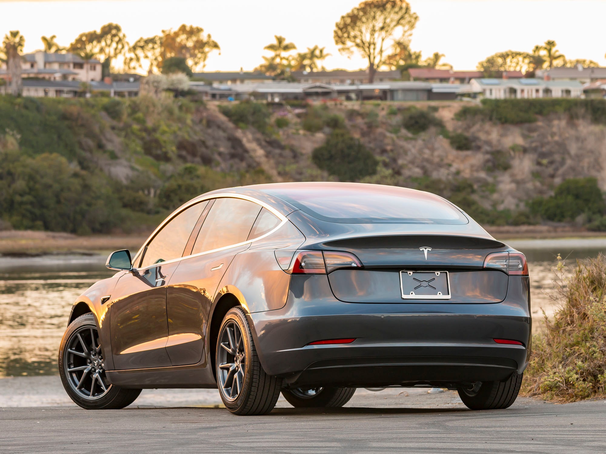 Kbb tesla hotsell