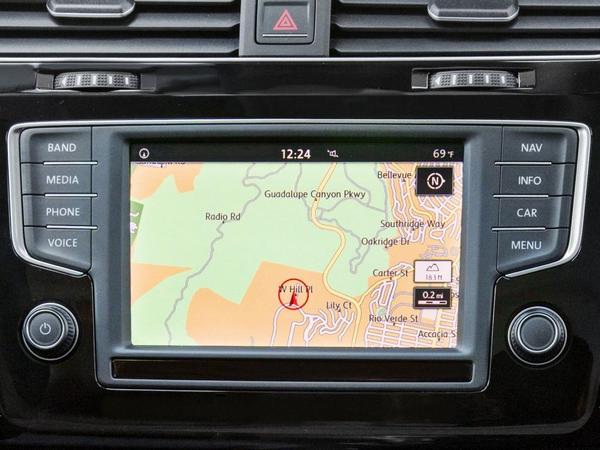 03 2016 Volkswagen Golf Sportwagen Limited Edition