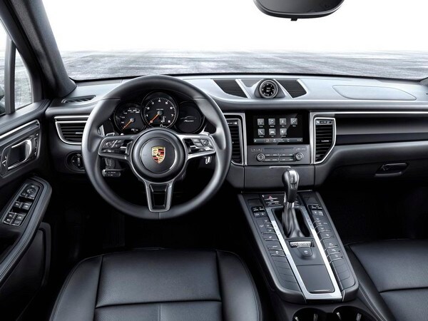 03 2017 Porsche Macan 4 Cylinder
