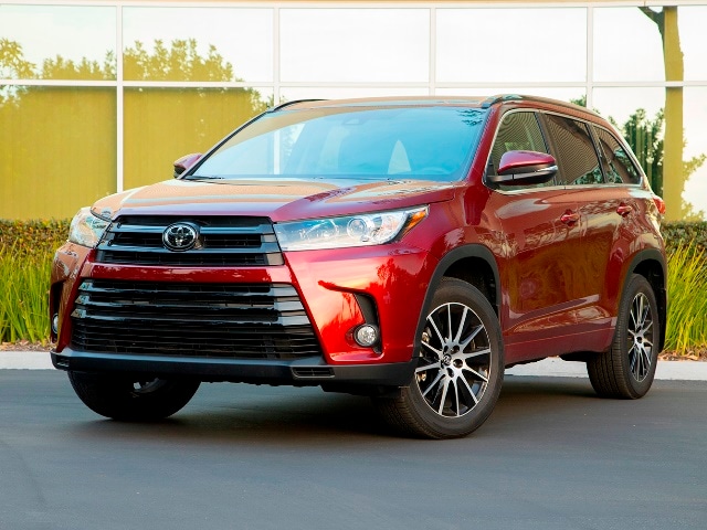 2017 Toyota High;ander in red.