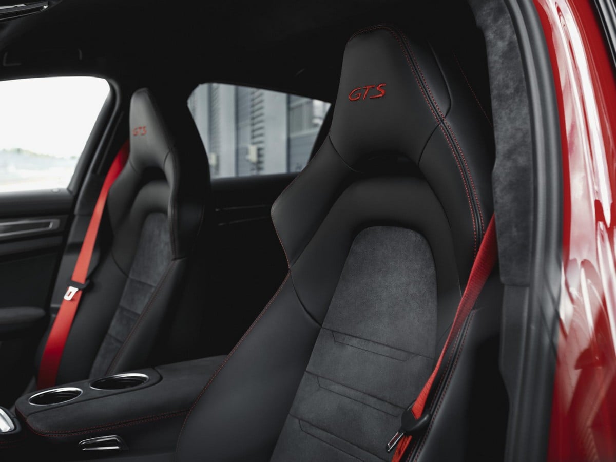 03 2019 Porsche Panamera Gts