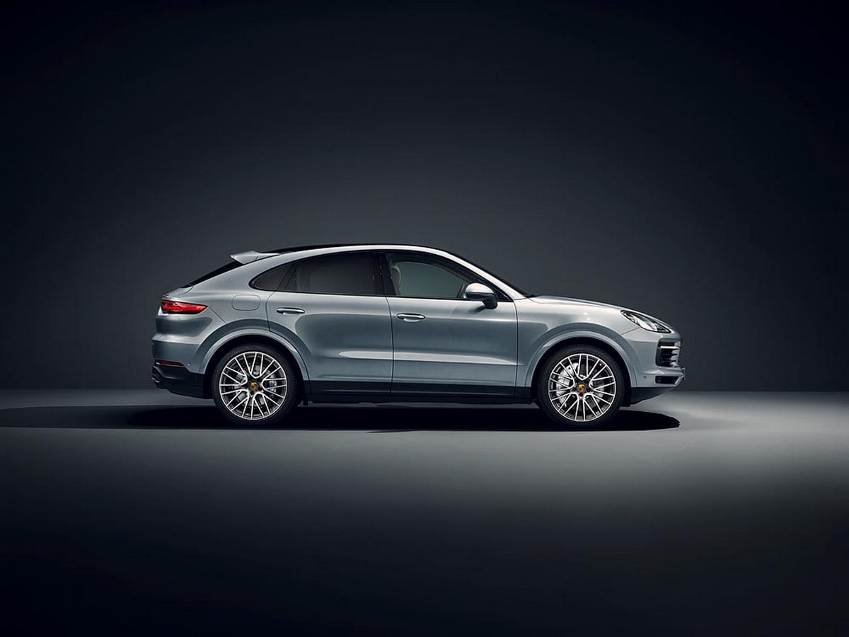 03 2020 Porsche Cayenne S Oem