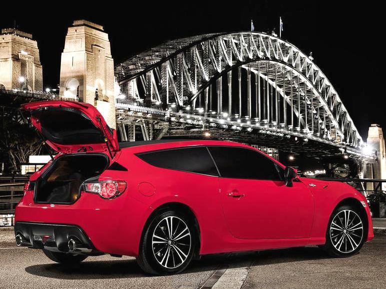 03 Toyota 86 Shooting Brake Concept