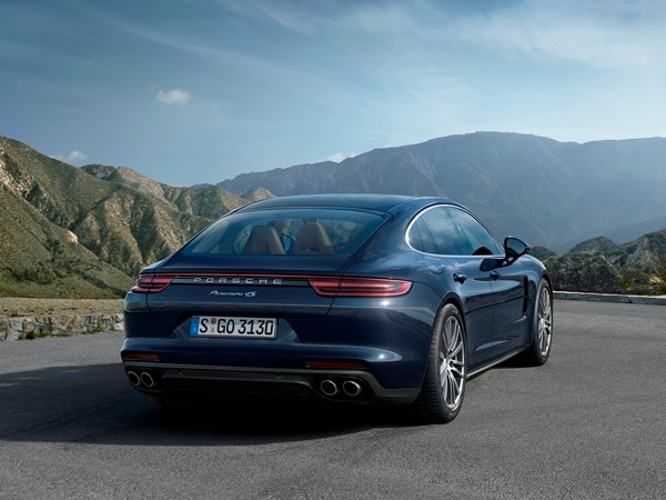 04 2017 Porsche Panamera
