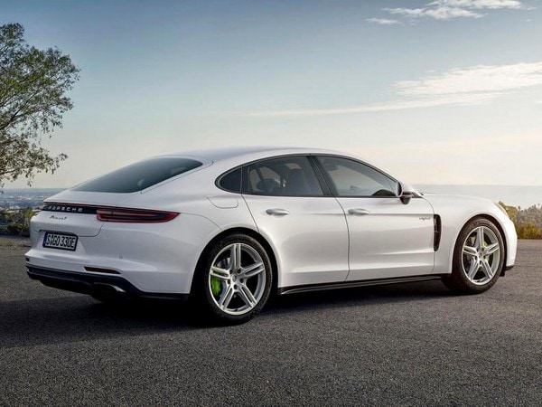 04 2018 Panamera 4 E Hybrid