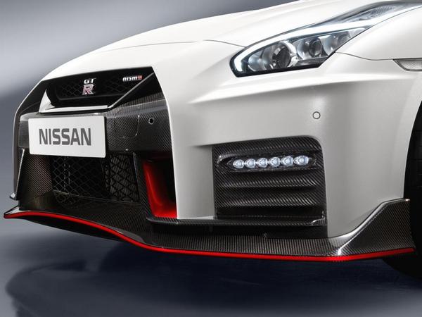 06 2017 Nissan Gt R Nismo