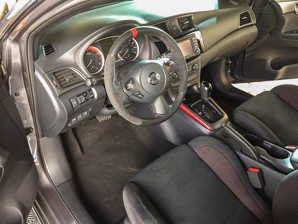 06 2017 Nissan Sentra Nismo La Event