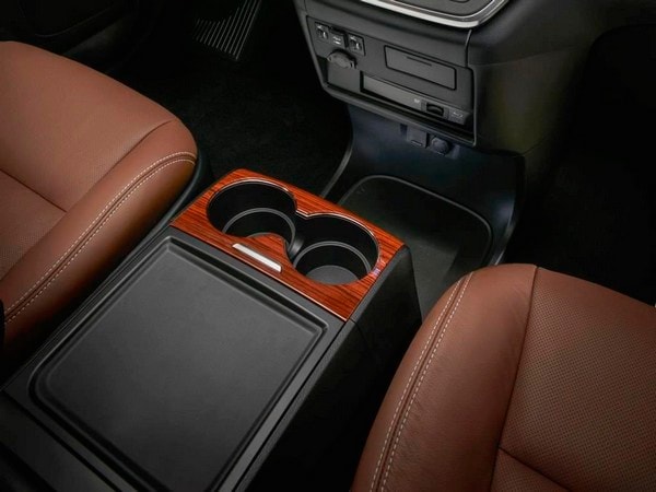 06 2018 Toyota Sienna