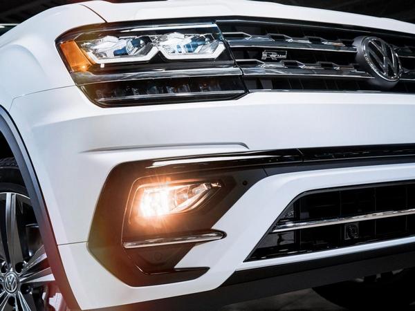 06 2018 Volkswagen Atlas R Line
