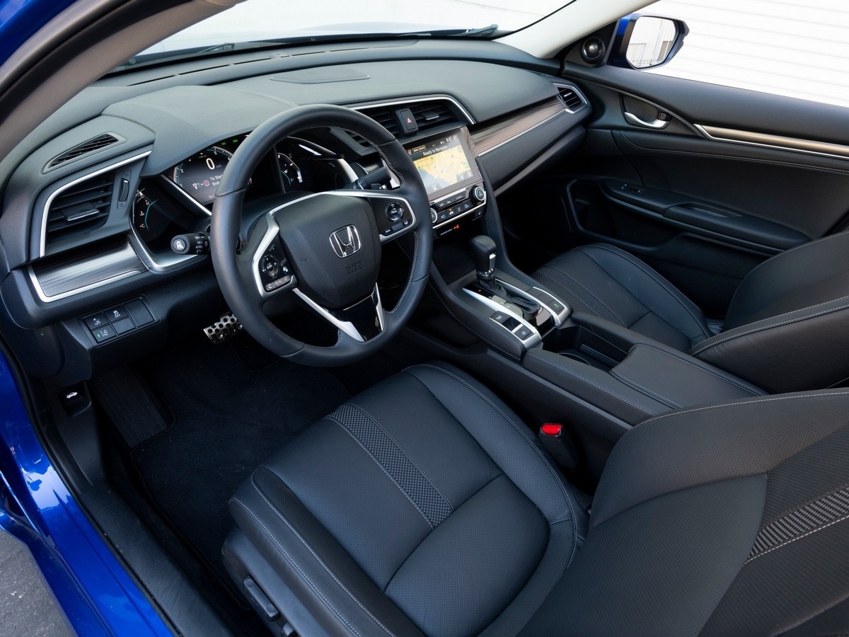 06-2019-honda-civic-bb-kbb-1