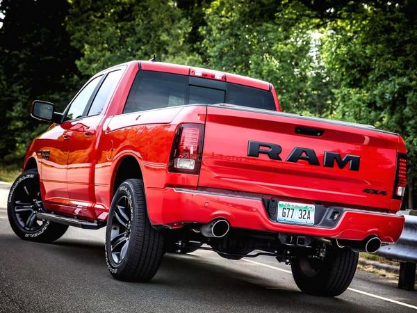 07 2017 Ram 1500 Night Package