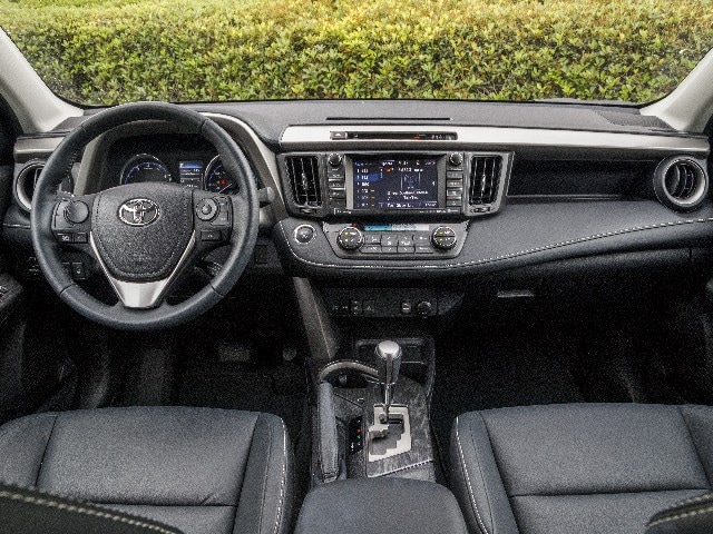 07 2017 Toyota Rav4 Comparo