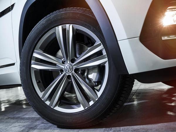 07 2018 Volkswagen Atlas R Line
