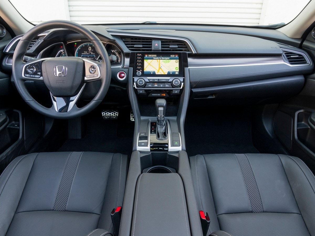 07-2019-honda-civic-bb-kbb-1
