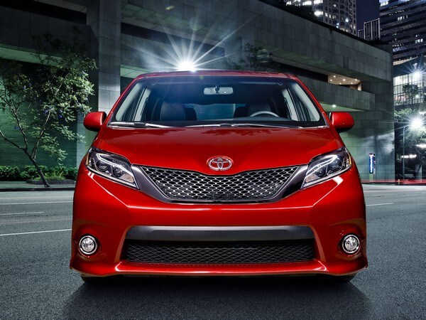 08 2017 Toyota Sienna