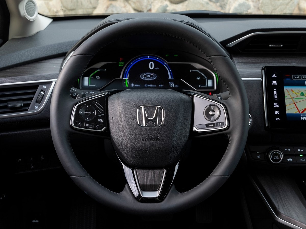 08-2019-honda-clarity-phev-bb-kbb-1
