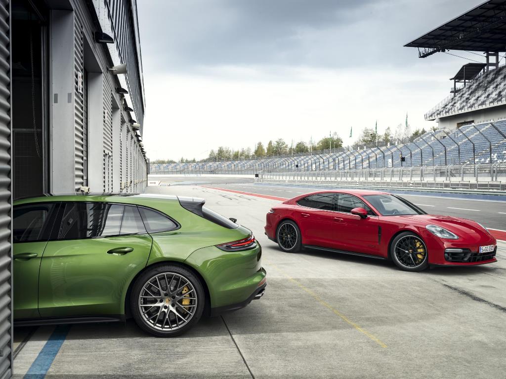 08 2019 Porsche Panamera Gts