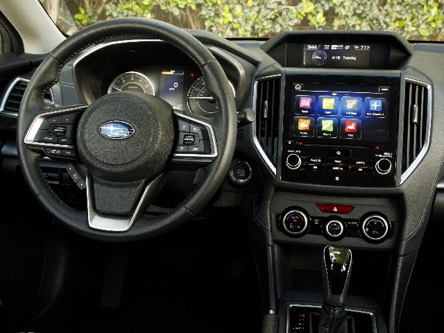09 2017 Subaru Impreza Hatch Comparo