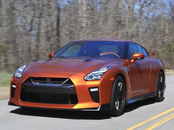 10 2017 Nissan Gtr