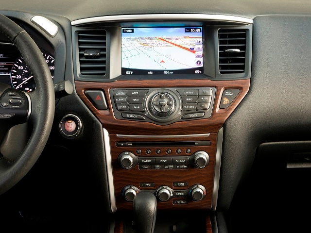 10 2017 Nissan Pathfinder FC