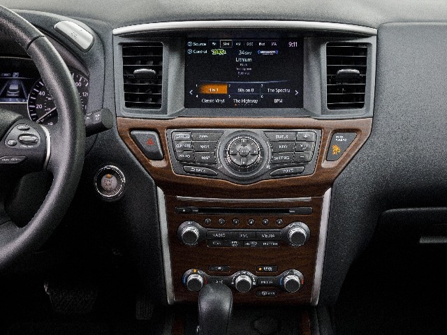 10 2017 Nissan Pathfinder Comparo
